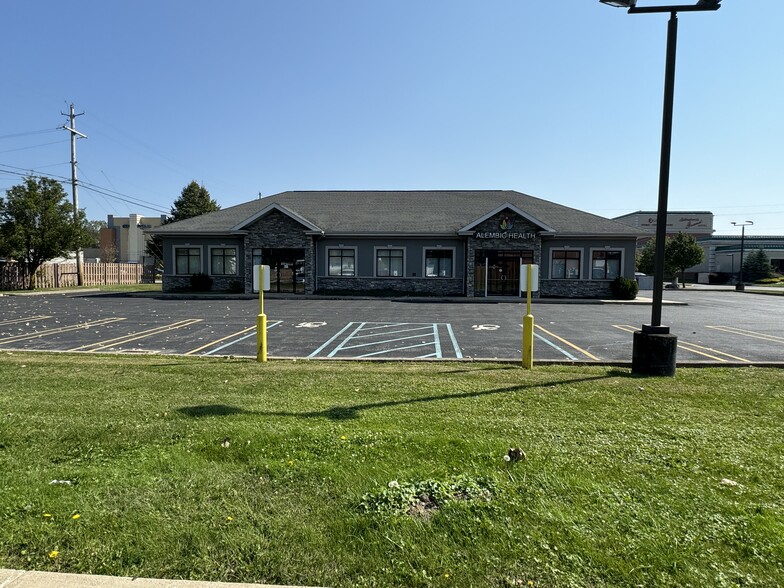 Primary Photo Of 6693 Transit Rd, Buffalo Freestanding For Lease