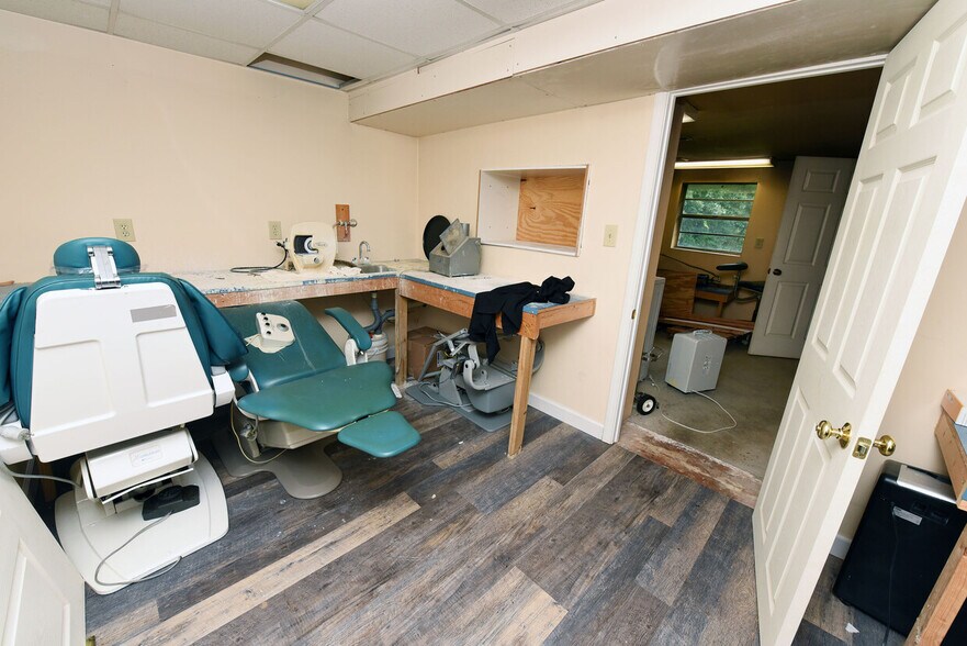 More Photos Of 10 Deer Crossing Trl, Blairsville Office For Lease