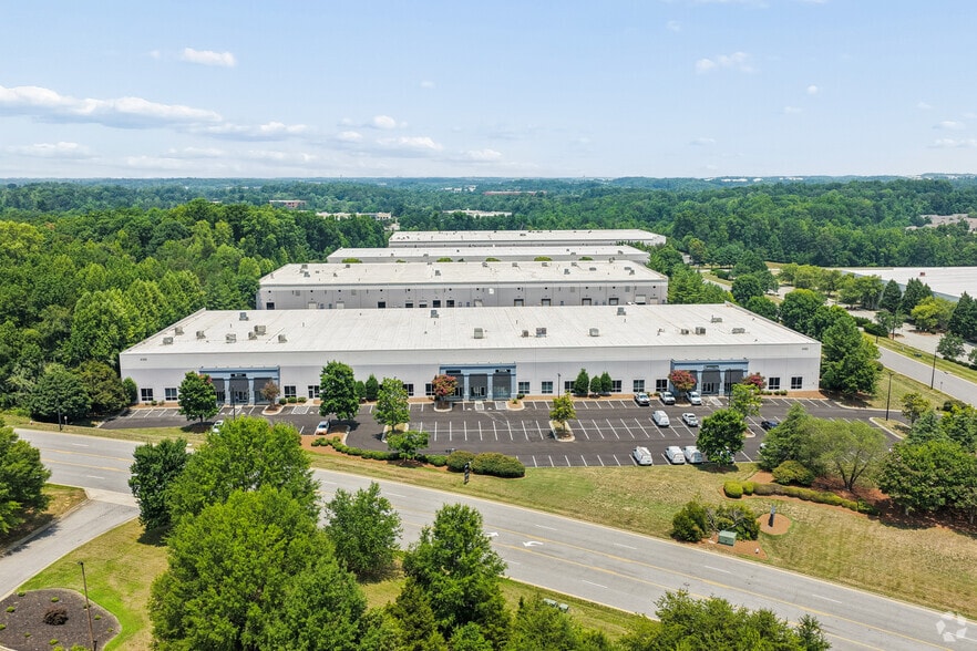 More Photos Of 4198 Eagle Hill Dr, High Point Unknown For Lease