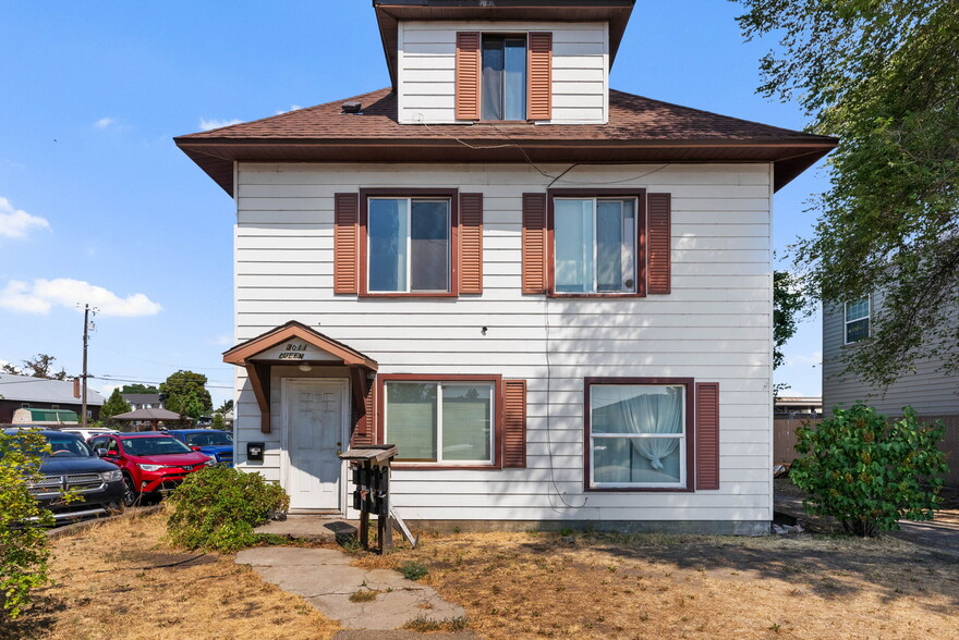 Primary Photo Of 3011 E Queen Ave, Spokane Apartments For Sale