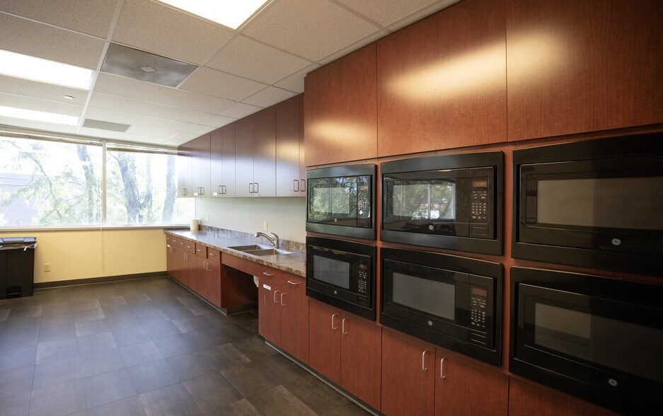 More Photos Of 8600 Farley St, Overland Park Office For Sale