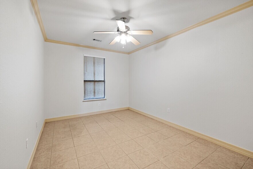 More Photos Of 3000 Joe Dimaggio Blvd, Round Rock Office Residential For Lease