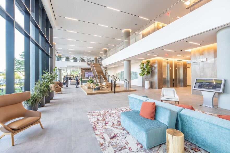 More Photos Of 820 Gessner Rd, Houston Office For Lease