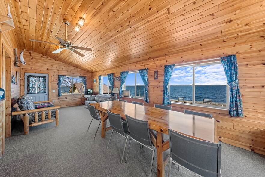 More Photos Of 9978 Gappa Rd, Kabetogama Hotel For Sale