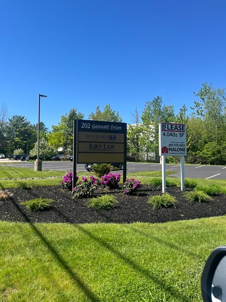 More Photos Of 202 Gannett Dr, South Portland Flex For Lease