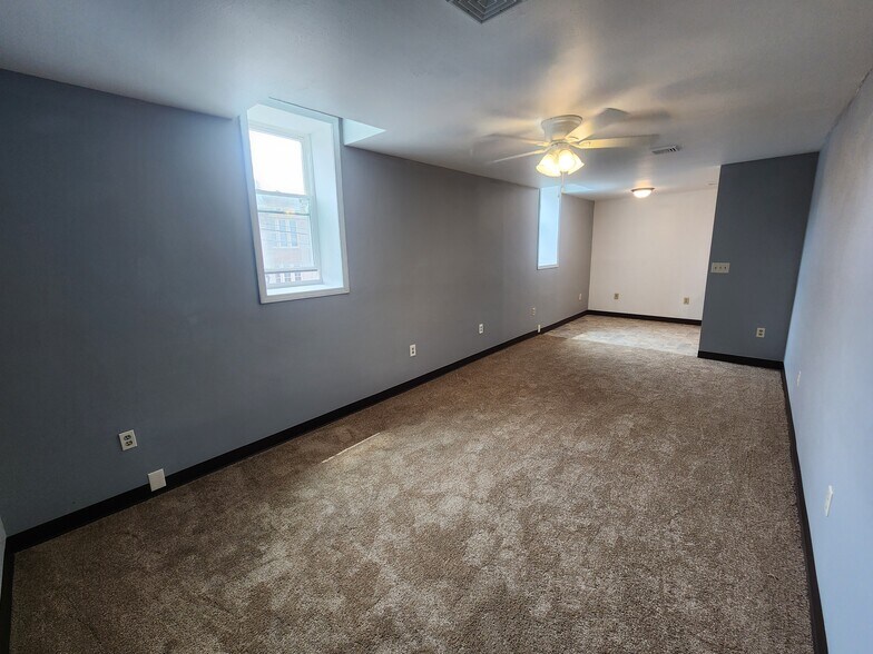 More Photos Of 744 Park Ave, Syracuse Warehouse For Sale