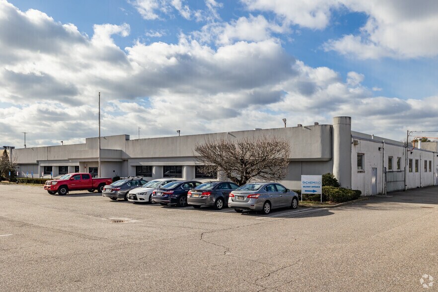 More Photos Of 1560 Fifth Ave, Bay Shore Warehouse For Sale