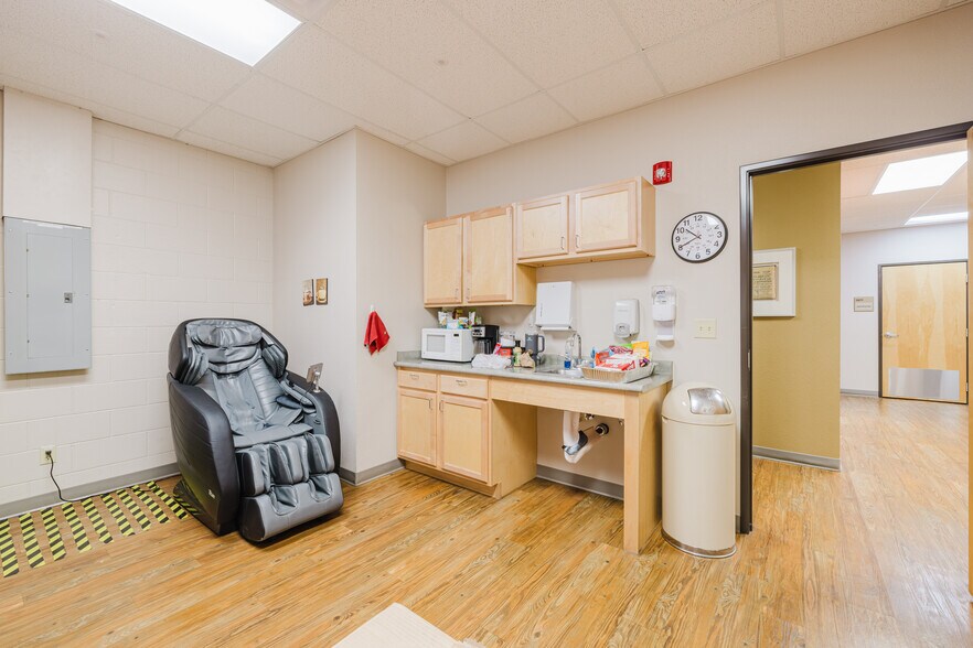 More Photos Of 2715 Argent Ave, Elko Unknown For Lease