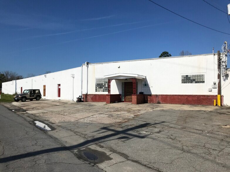 100 Old West Lathrop Ave, Savannah, GA 31415 Manufacturing For Sale