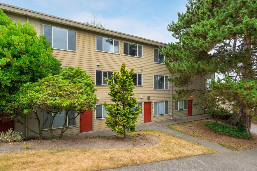 More Photos Of 600 W Emerson St, Seattle Apartments For Sale