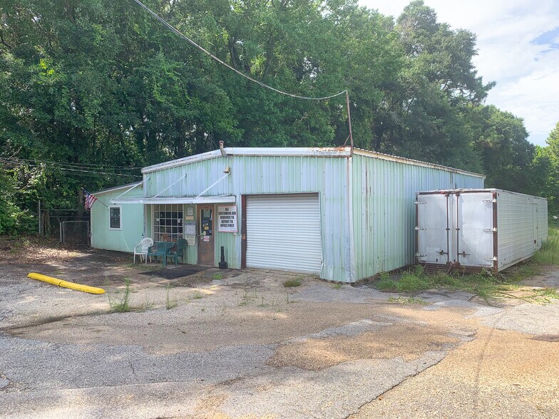 More Photos Of 7010 Moffett Rd, Mobile Industrial For Sale