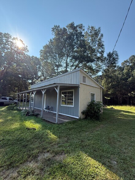 More Photos Of 986 Atlanta Hwy NW, Auburn Office For Sale