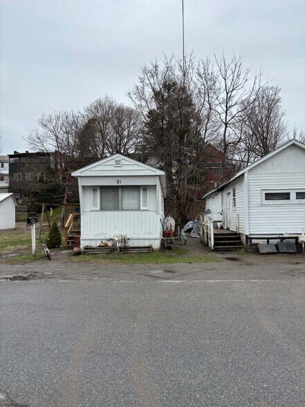 More Photos Of Canal Street, Schuylerville Manufactured Housing Mobile Home Park For Sale