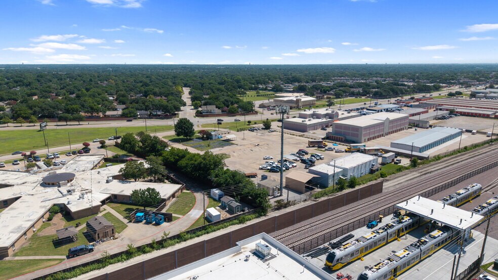 More Photos Of 3104 S Rigsbee Dr, Plano Industrial For Sale