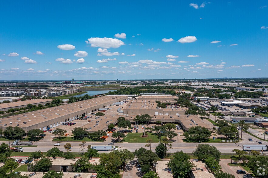 More Photos Of 2035 Royal Ln, Dallas Light Distribution For Lease