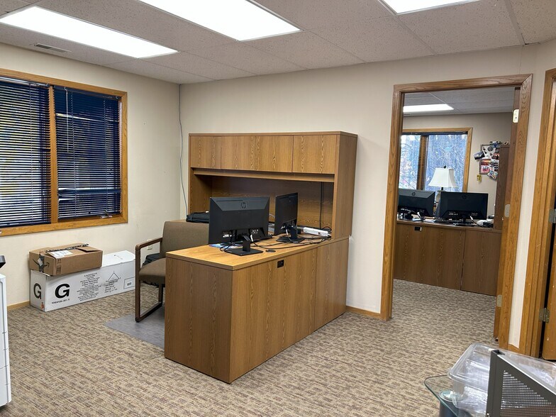 More Photos Of 3615 Canyon Lake Dr, Rapid City Loft Creative Space For Sale