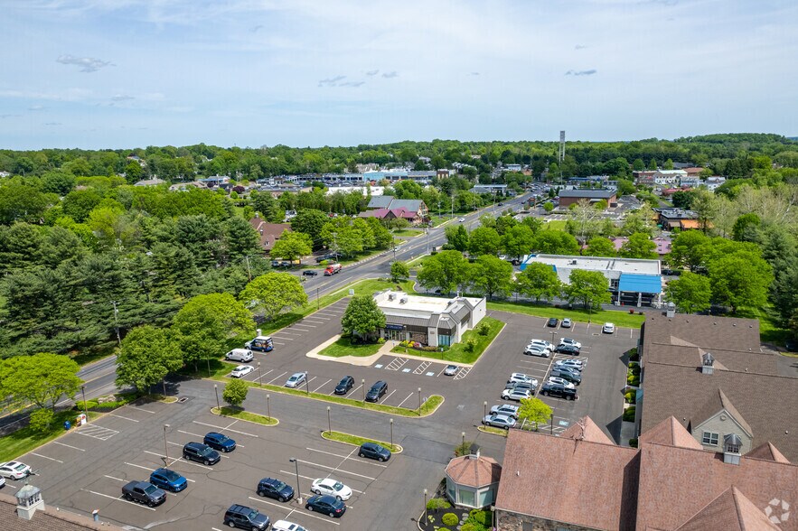 More Photos Of 130 Almshouse Rd, Richboro Medical For Sale