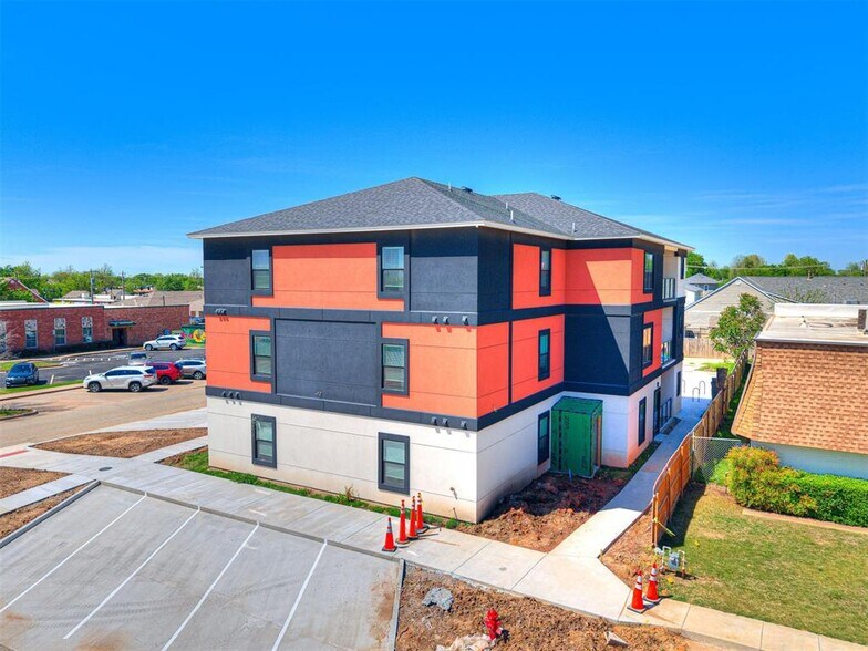 More Photos Of 103 Edwards St, Edmond Apartments For Sale