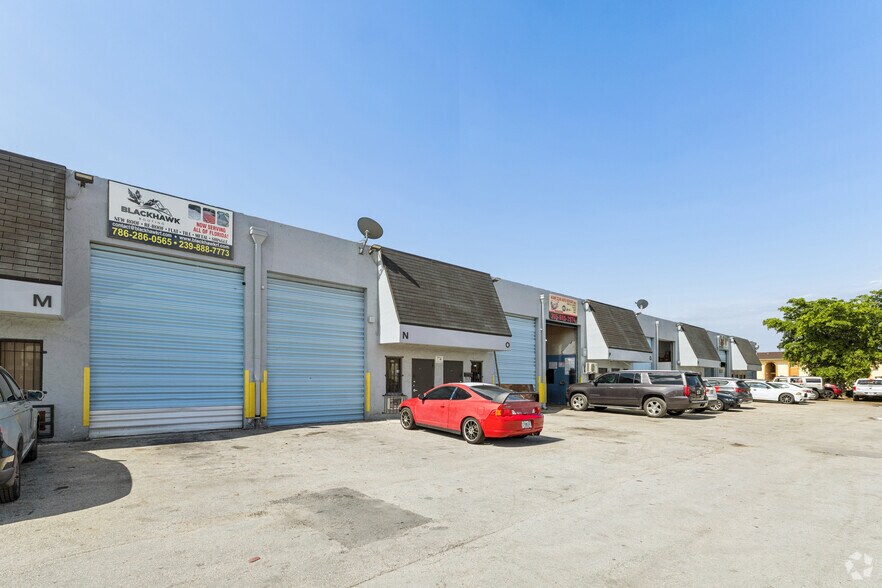 More Photos Of 3820 NW 135th St, Opa-locka Warehouse For Lease