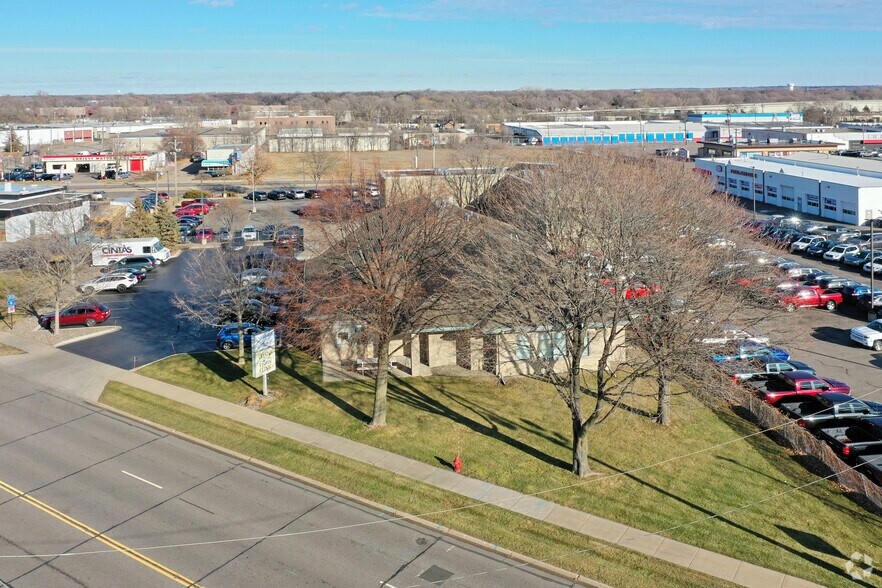 More Photos Of 5200 Douglas Dr N, Minneapolis Medical For Sale