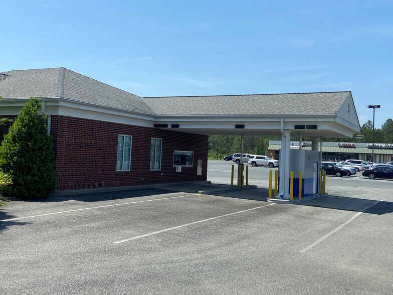 More Photos Of 680 McKinney Blvd, Colonial Beach General Retail For Sale