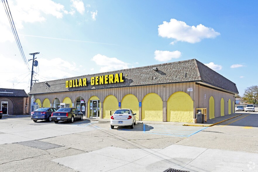 More Photos Of , Roseville Unknown For Sale