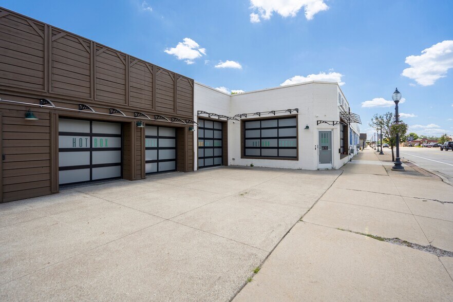 More Photos Of 23610 John R Rd, Hazel Park Auto Repair For Sale