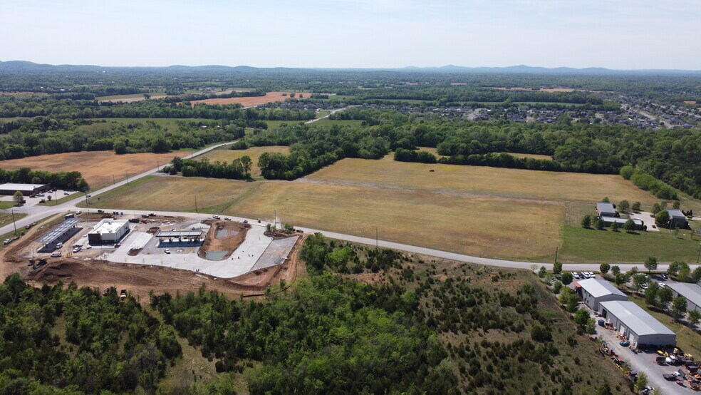 More Photos Of Interstate 24 @ Epps Mill Road, Christiana Land For Sale