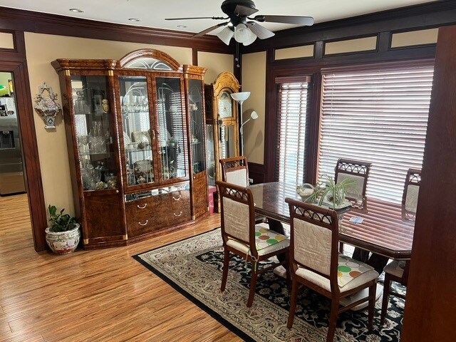 More Photos Of 220 N Oxford Ave, Los Angeles Office Residential For Sale