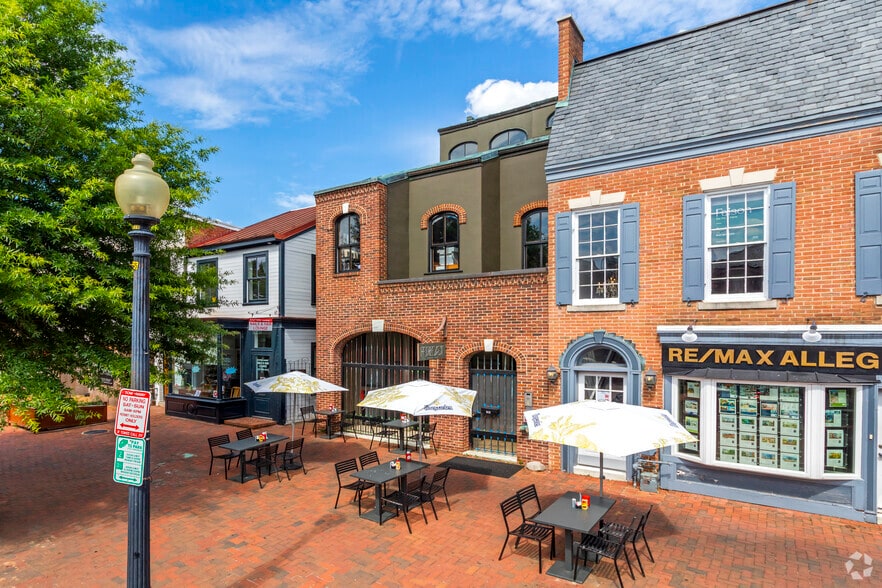 Primary Photo Of 218 7th St SE, Washington Storefront Retail Residential For Sale