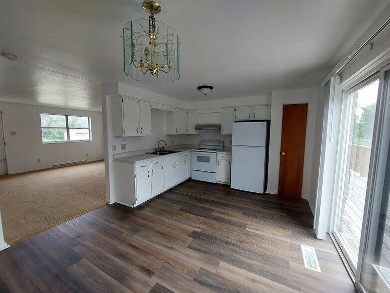 More Photos Of 435 Woodland Ave, Steubenville Apartments For Sale