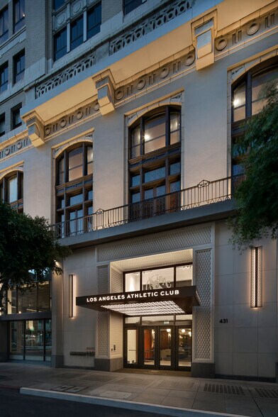 More Photos Of 431 W 7th St, Los Angeles Hotel For Lease