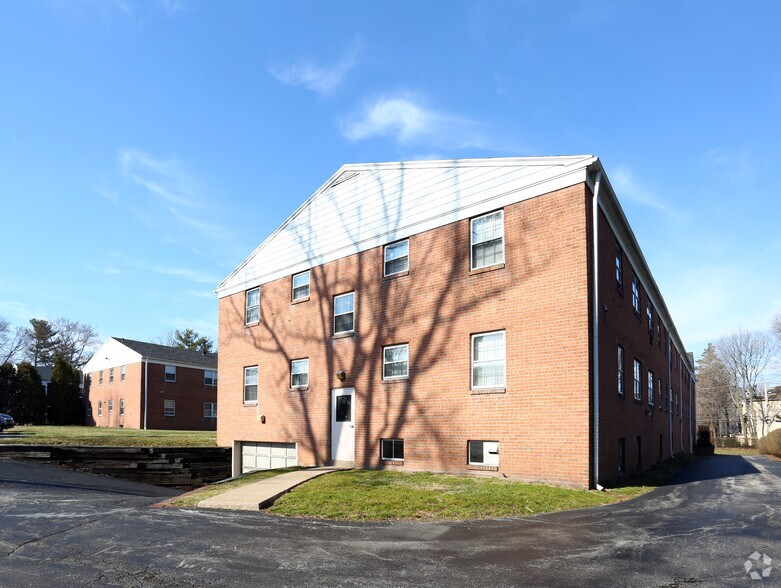 Primary Photo Of 34 W Montgomery Ave, Ardmore Apartments For Lease