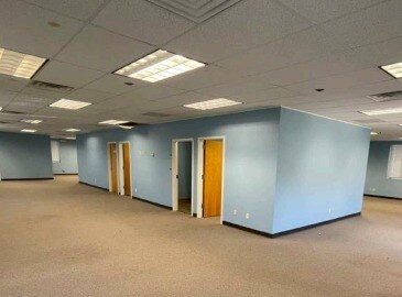 More Photos Of 40 E North St, Eureka Unknown For Lease