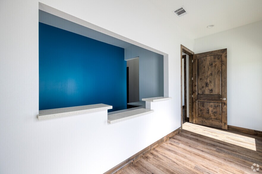 More Photos Of 701 FM 685, Pflugerville Medical For Lease