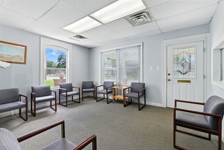 More Photos Of 208 N Main St, Prosperity Office Residential For Sale