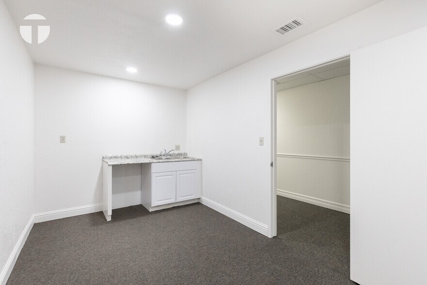 More Photos Of 1314 H St, Sacramento Loft Creative Space For Sale