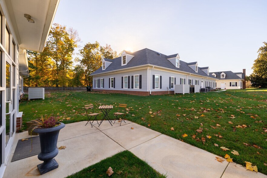 More Photos Of 324 Browns Hill Ct, Midlothian Coworking Space