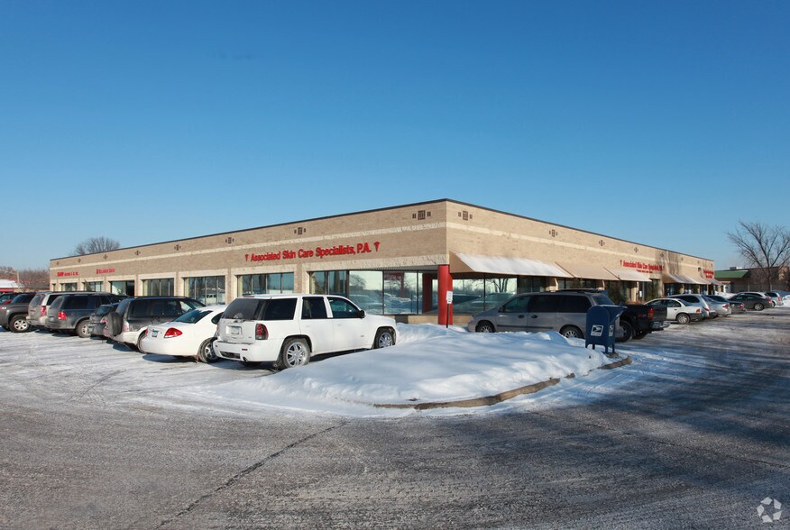 More Photos Of 7201-7245 University Ave NE, Fridley Medical For Lease