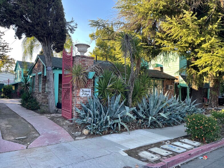 More Photos Of 840 E Brown Ave, Fresno Apartments For Sale