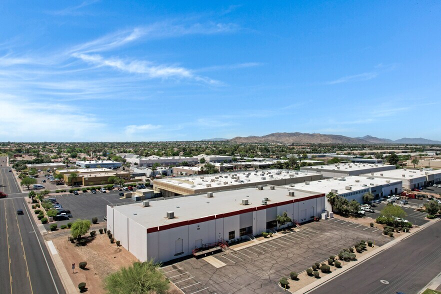 More Photos Of 731 W Fairmont Dr, Tempe Warehouse For Lease