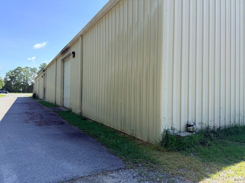 More Photos Of 2020 GA Highway 21 S, Springfield Flex For Lease