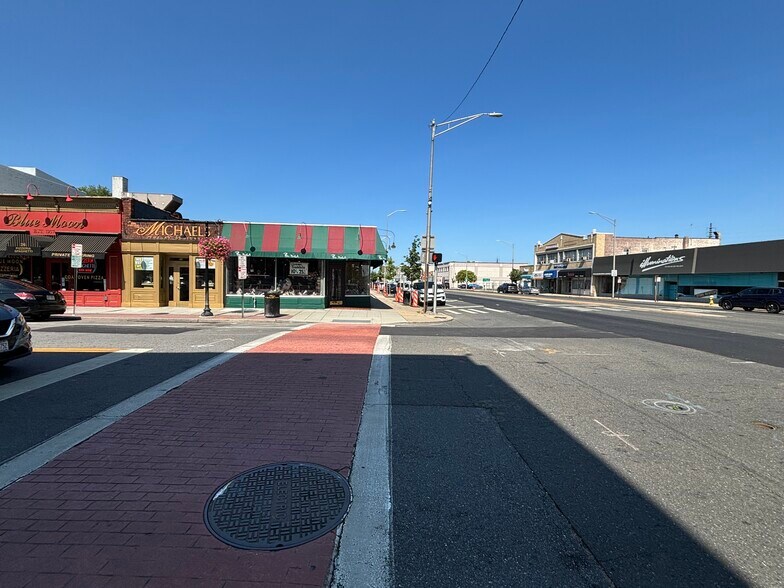 More Photos Of 28-30 N Park Ave, Rockville Centre Storefront For Lease