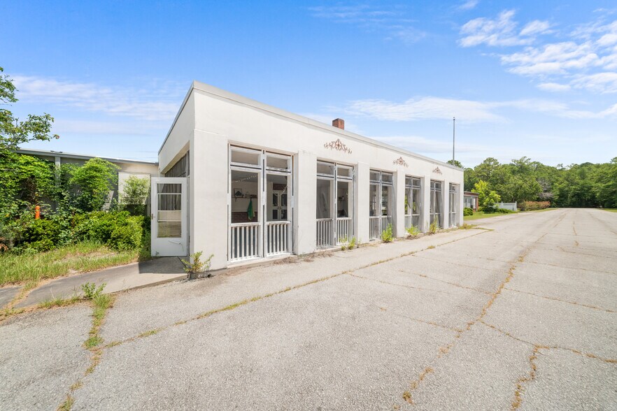 More Photos Of 220 Landrum Dr, Millen Schools For Sale