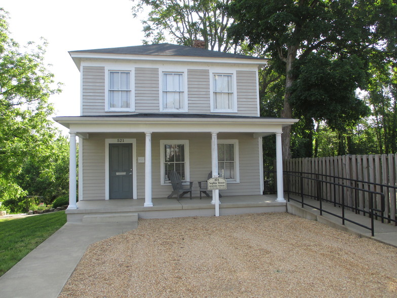 Primary Photo Of 521 Sophia St, Fredericksburg Office For Lease