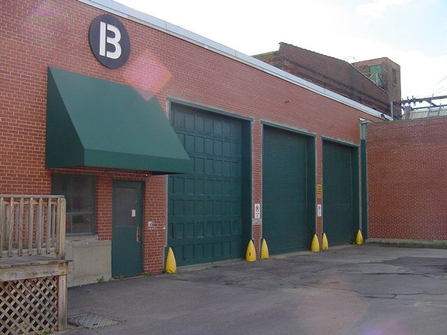More Photos Of 122 N Genesee St, Geneva Light Manufacturing For Lease