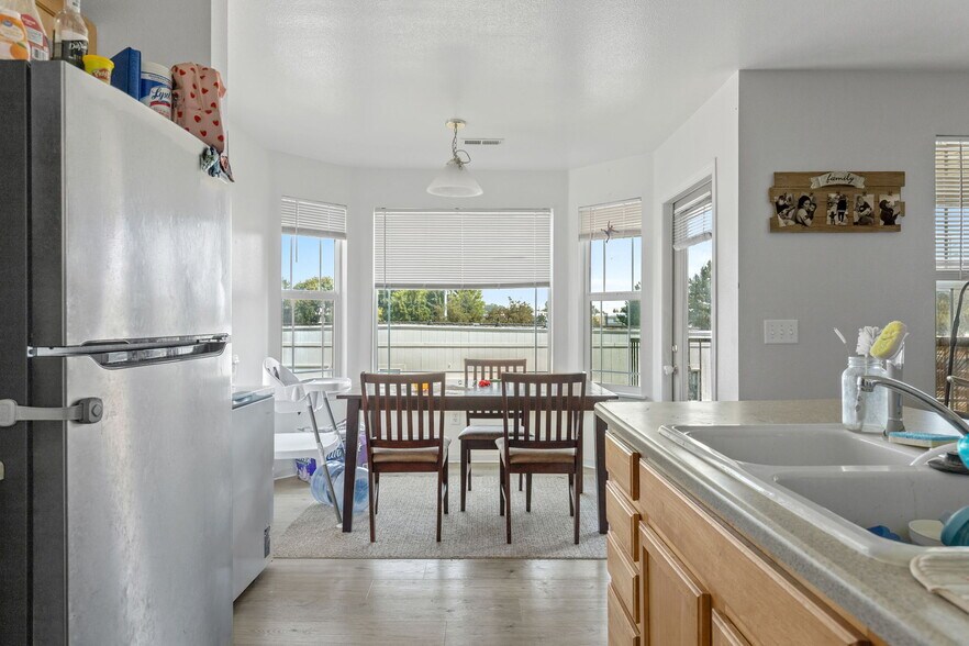 More Photos Of 1805 E Overland Rd, Meridian Apartments For Sale