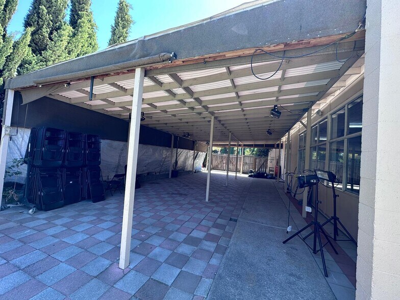 More Photos Of 200 N Abbott Ave, Milpitas Religious Facility For Lease