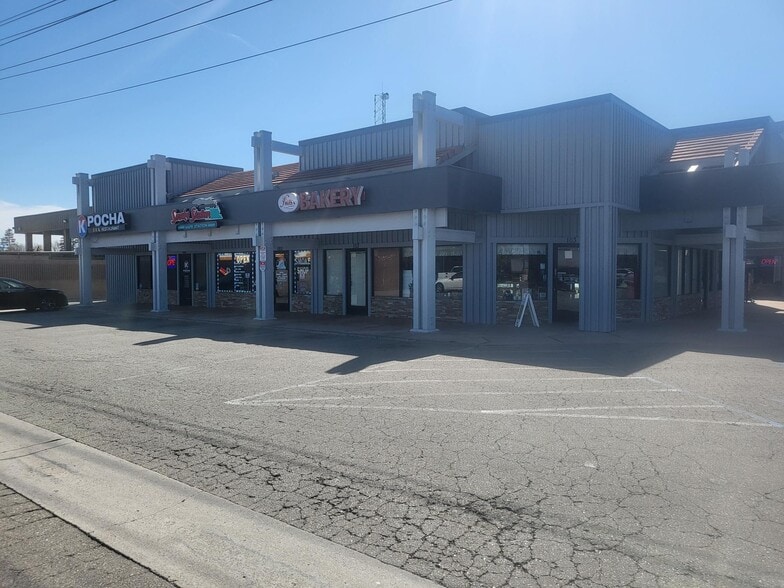 More Photos Of 6401 White Ln, Bakersfield Unknown For Lease