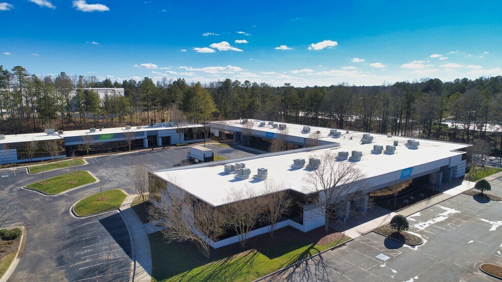 More Photos Of 4940 Peachtree Industrial Blvd, Norcross Unknown For Lease